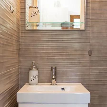 Cielle Epoque Villa *