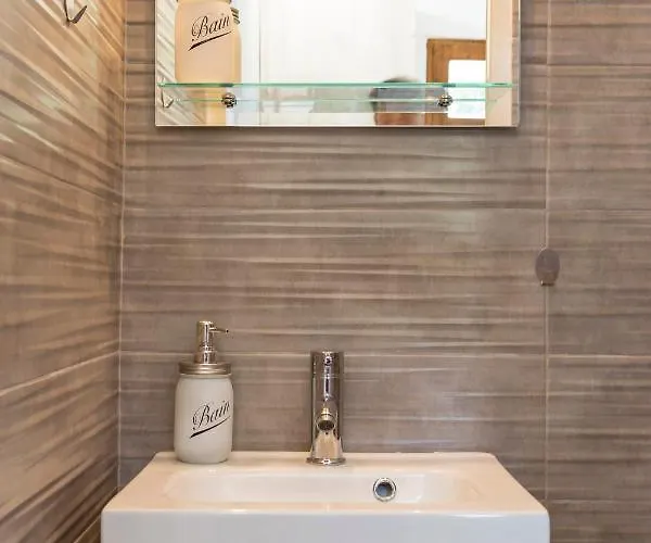 Cielle Epoque Villa *